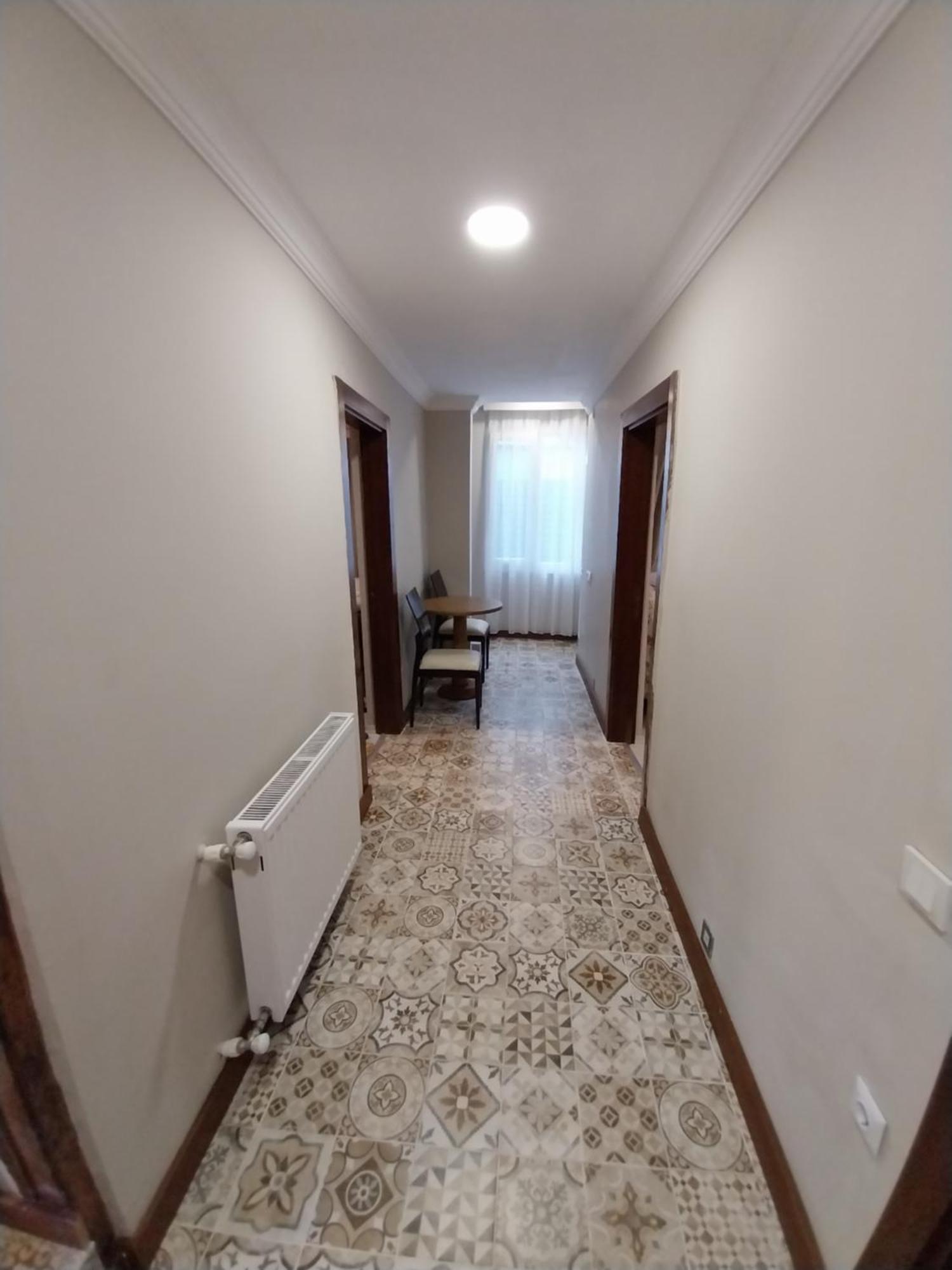 Apartment Beautiful Stone In Cool District *
