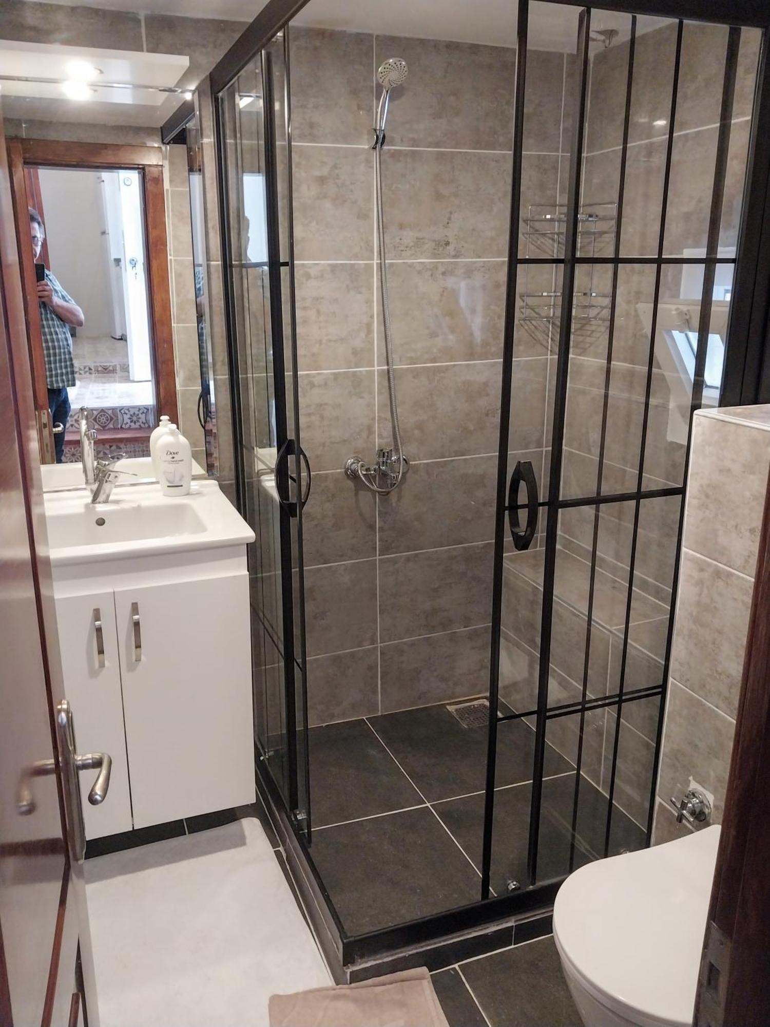Beautiful Stone In Cool District Apartment